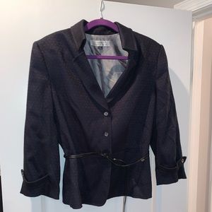 Never worn two piece suit - too big for me :-/.